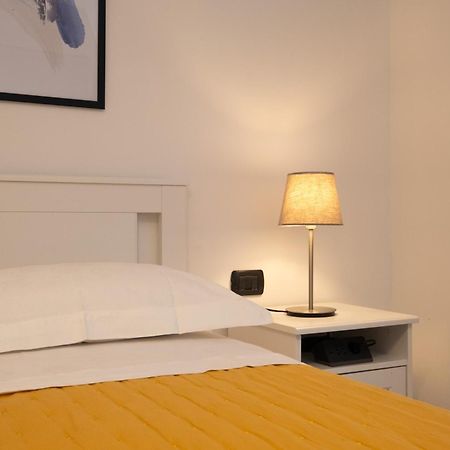 Bilocale A Lainate Lainhouse Appartement Buitenkant foto
